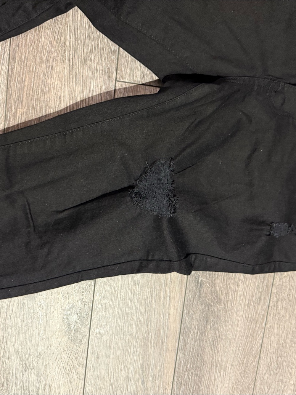 GUESS Black Modern Skinny Jeans - Picture 6 of 9